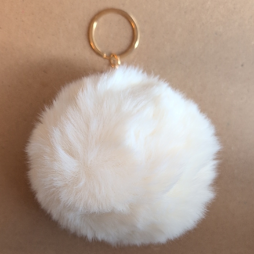 Chic Fluffy Cream Big Pom Pom Keychain